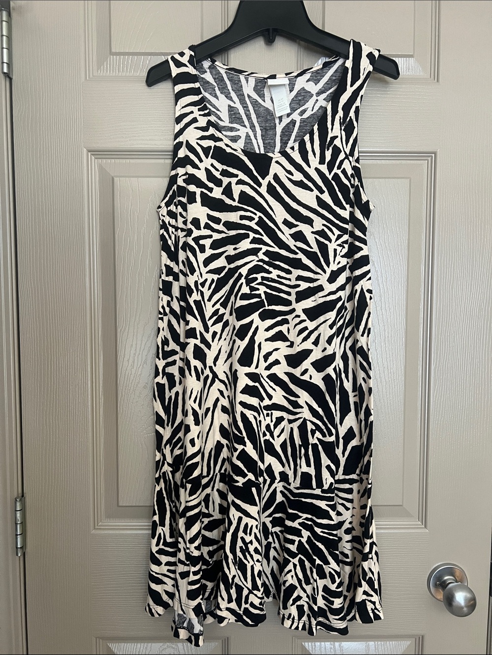 H&M Black and Cream Zebra Print Midi Dress